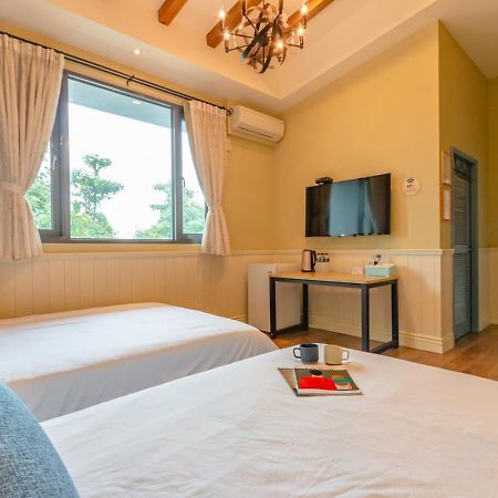 羅東夜市舒果shugo B&B 近清溝夜市 國旅卡特約店 配合手作早餐店及租車行 Luodong Dış mekan fotoğraf