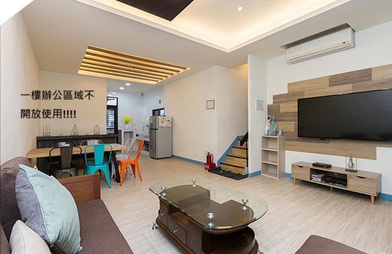 羅東夜市舒果shugo B&B 近清溝夜市 國旅卡特約店 配合手作早餐店及租車行 Luodong Dış mekan fotoğraf
