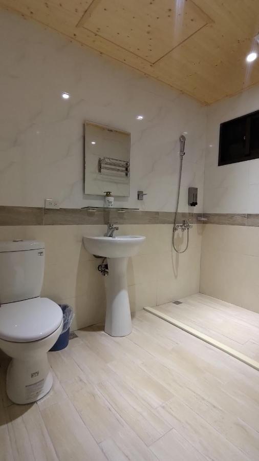 羅東夜市舒果shugo B&B 近清溝夜市 國旅卡特約店 配合手作早餐店及租車行 Luodong Dış mekan fotoğraf