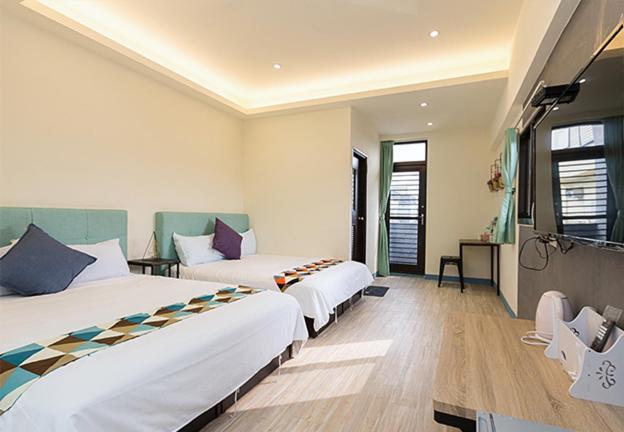 羅東夜市舒果shugo B&B 近清溝夜市 國旅卡特約店 配合手作早餐店及租車行 Luodong Dış mekan fotoğraf