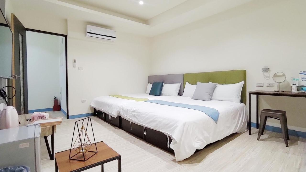 羅東夜市舒果shugo B&B 近清溝夜市 國旅卡特約店 配合手作早餐店及租車行 Luodong Dış mekan fotoğraf